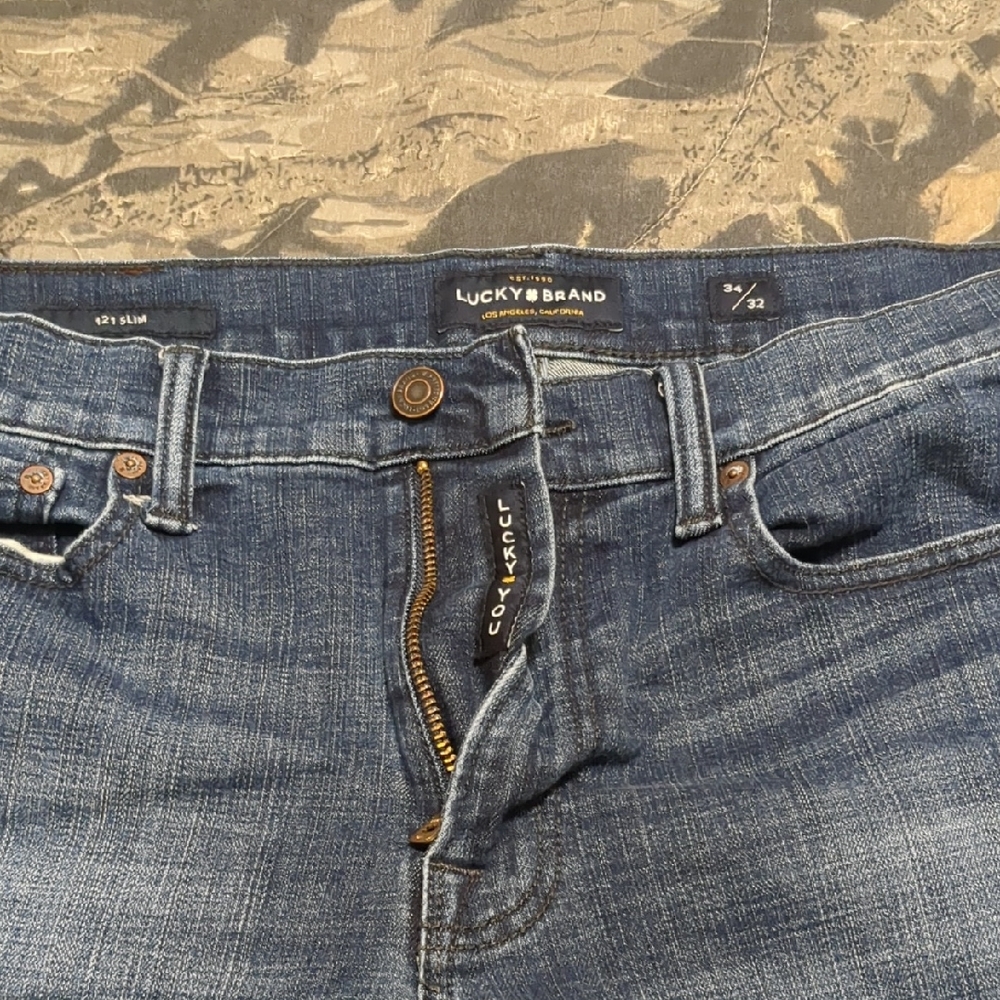 Lucky Brand Dark Wash Denim 34x32